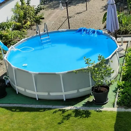 ゲストハウス Chez Stef マルコルスハイム